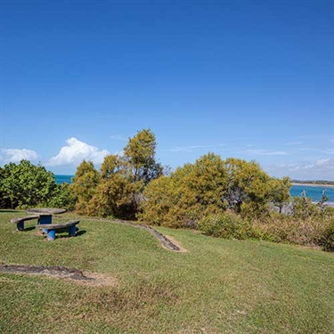 Grasstree-Hill-2.jpg