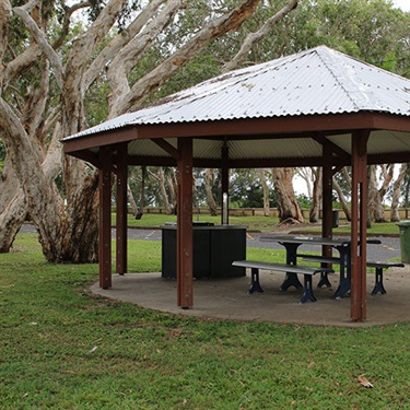 Illawong-Park_6.jpg