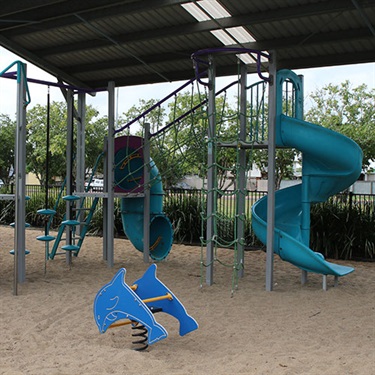 Longair-Park_4.jpg