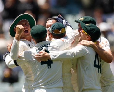 Australian-cricket-team-GettyImages-2252913905.jpg